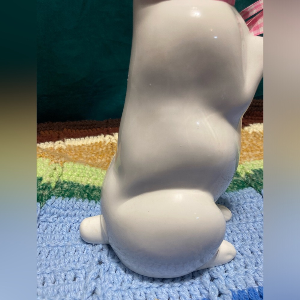 White Alert Easter Bunny Rabbit Portugal Ceramic Spring Decor - Picture 6 of 16